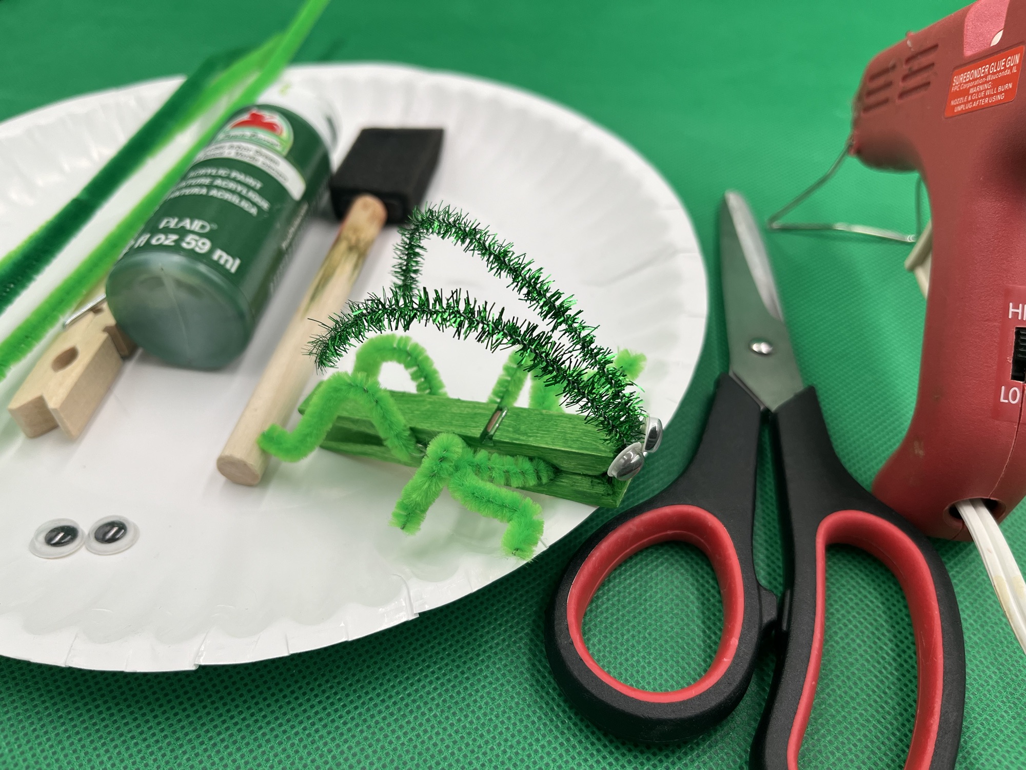 Clothespin Grasshopper and Grasshopper Hop Game for GR Blend Articulation and Phonics Practice